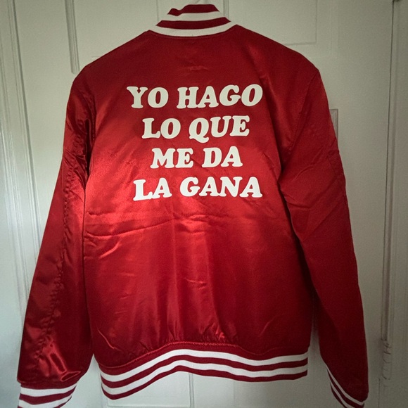Yo Hago Lo Que Me Da La Gana Bad Bunny Bomber Jacket - Picture 3 of 11